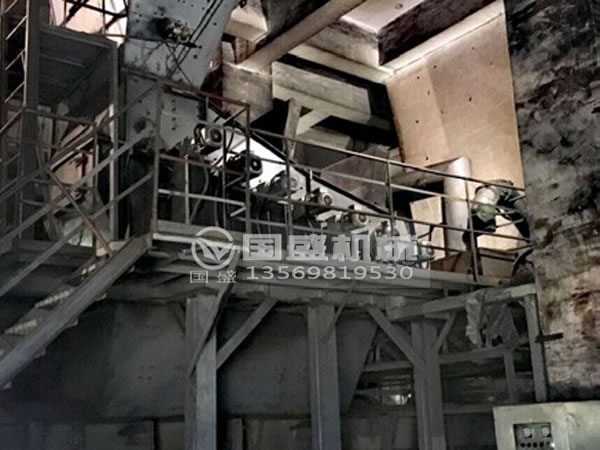 礦石小蝌蚪黄色视频